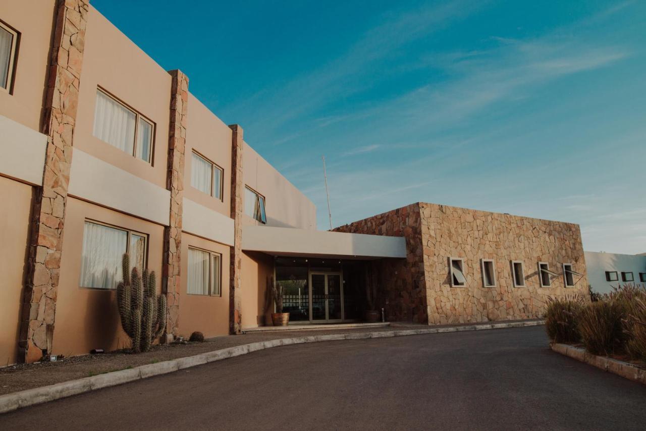 Hotel Limari オバエ エクステリア 写真